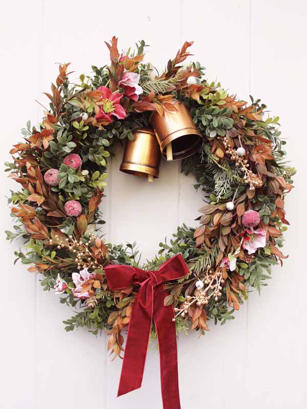 
                  
                    large bell on wreath
                  
                