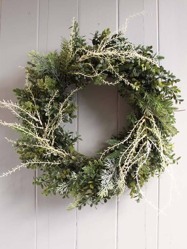 
                  
                    WILLOW WREATH
                  
                