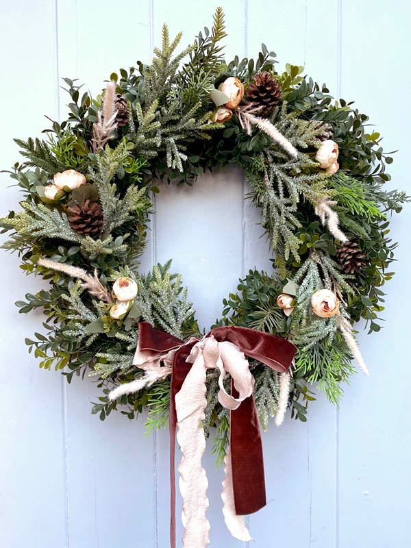 
                  
                    luxury winter wreath
                  
                