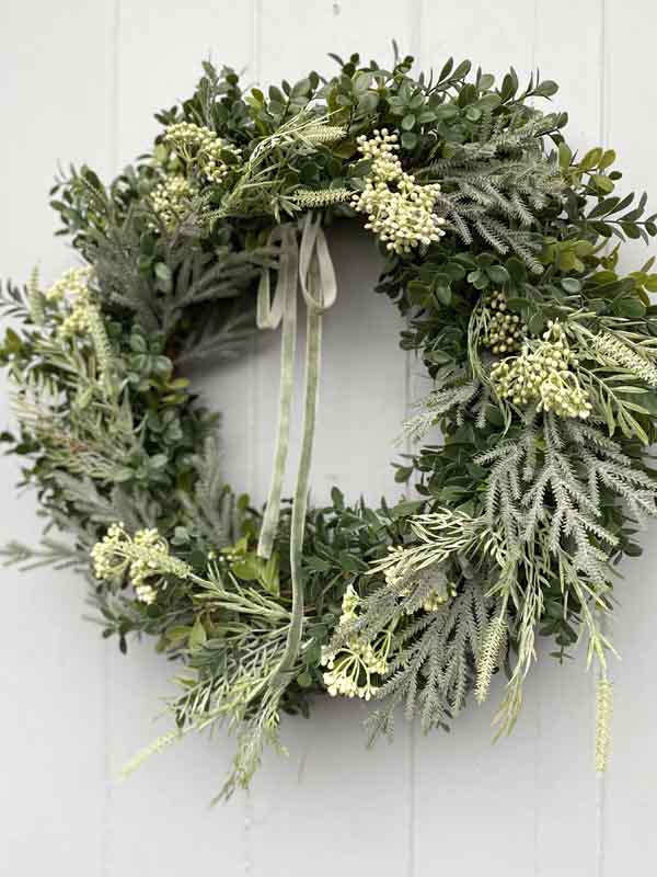 
                  
                    WREATH GIFT
                  
                