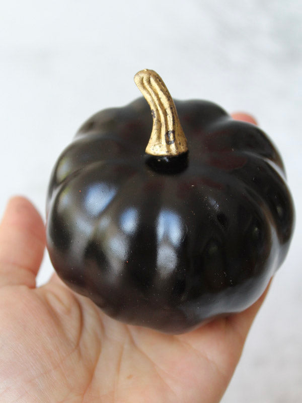 BLACK PUMPKIN