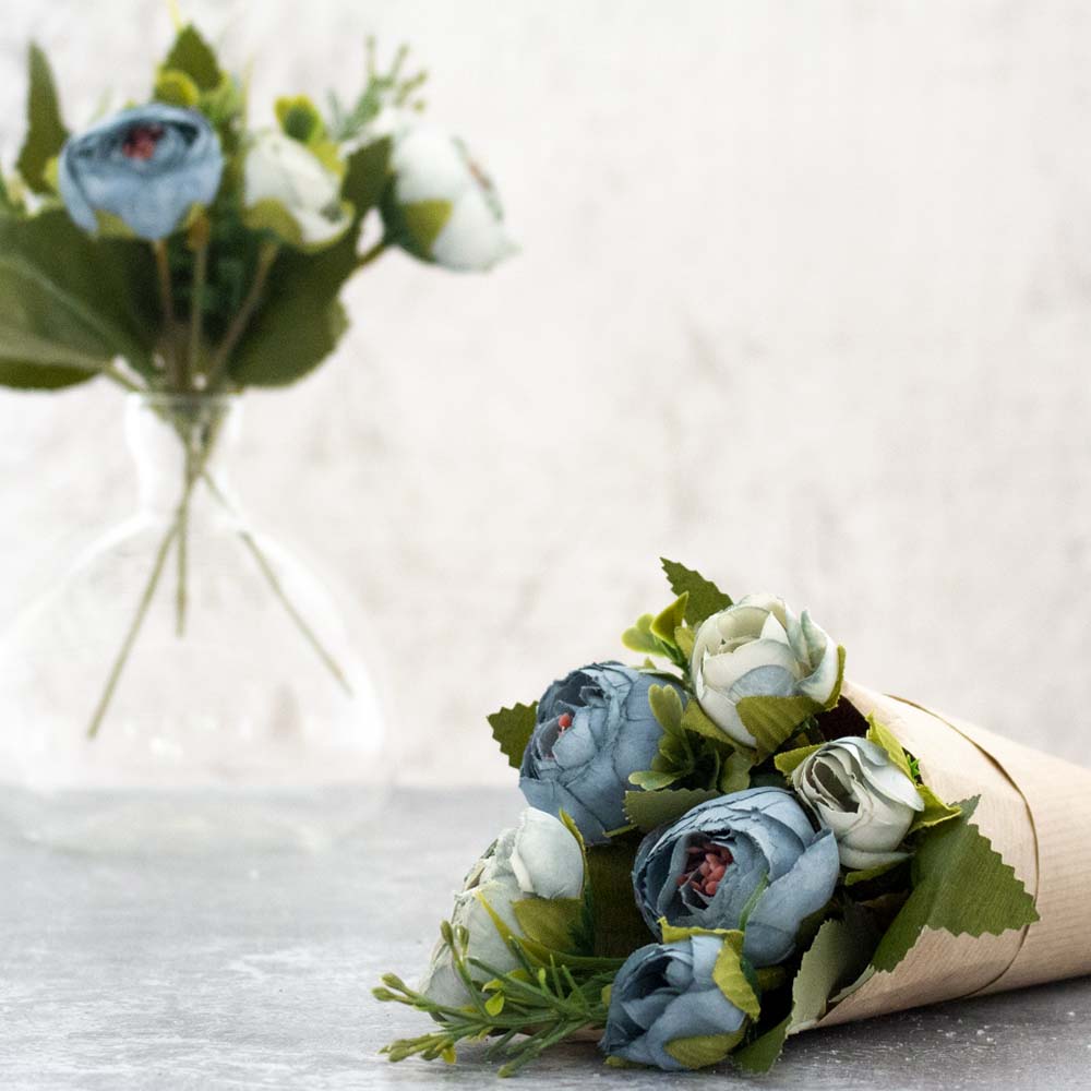 blue wreath flowers